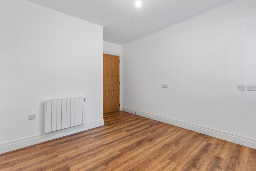 Apt 1 Moncrief Court