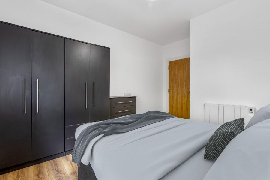 Apt 10 Moncrief Court