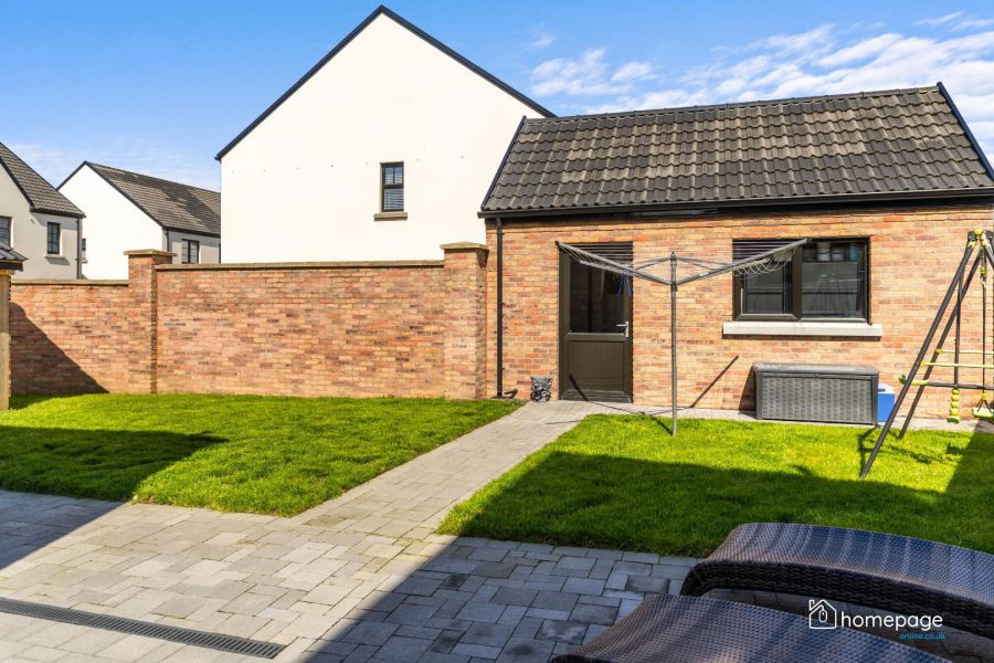 3 Beech Hill View