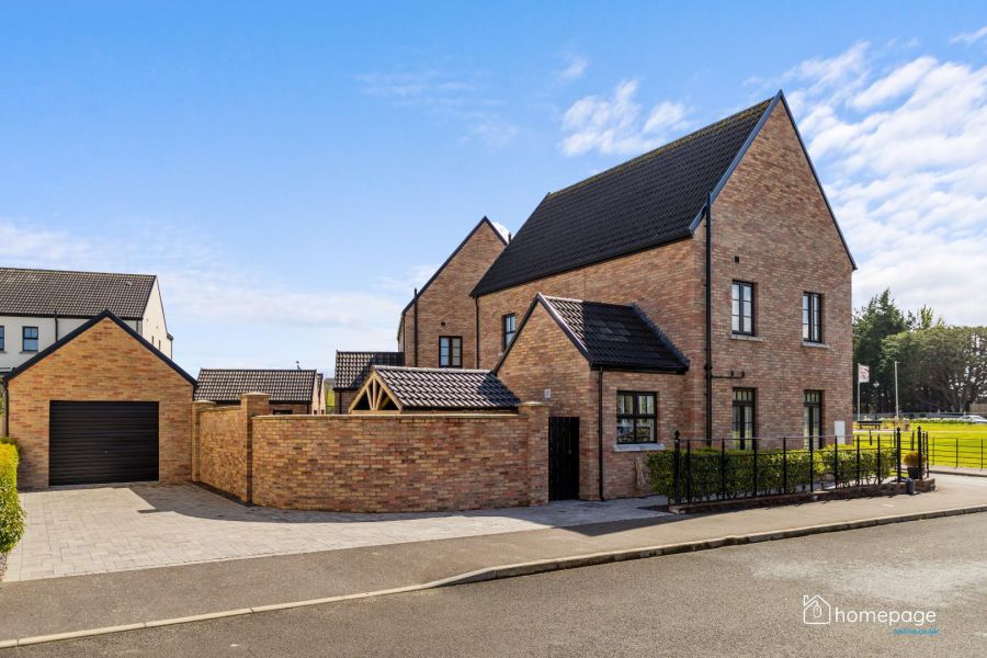 3 Beech Hill View