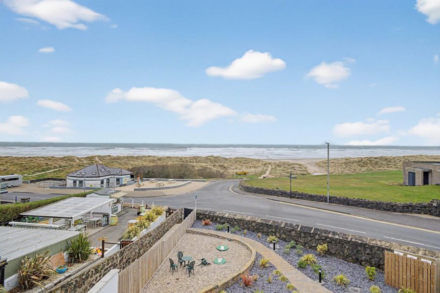 6 The Promenade Sea Road