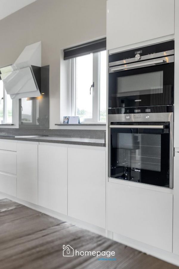 48a Glebe Road
