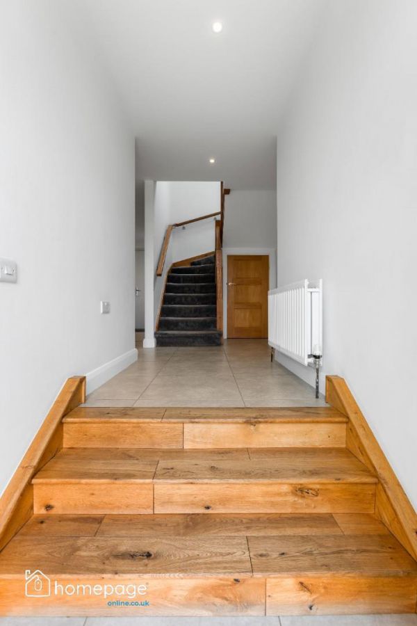48a Glebe Road