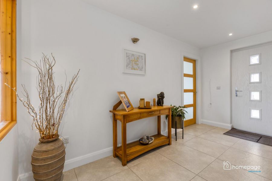 48a Glebe Road