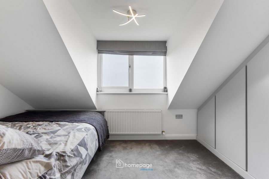 48a Glebe Road