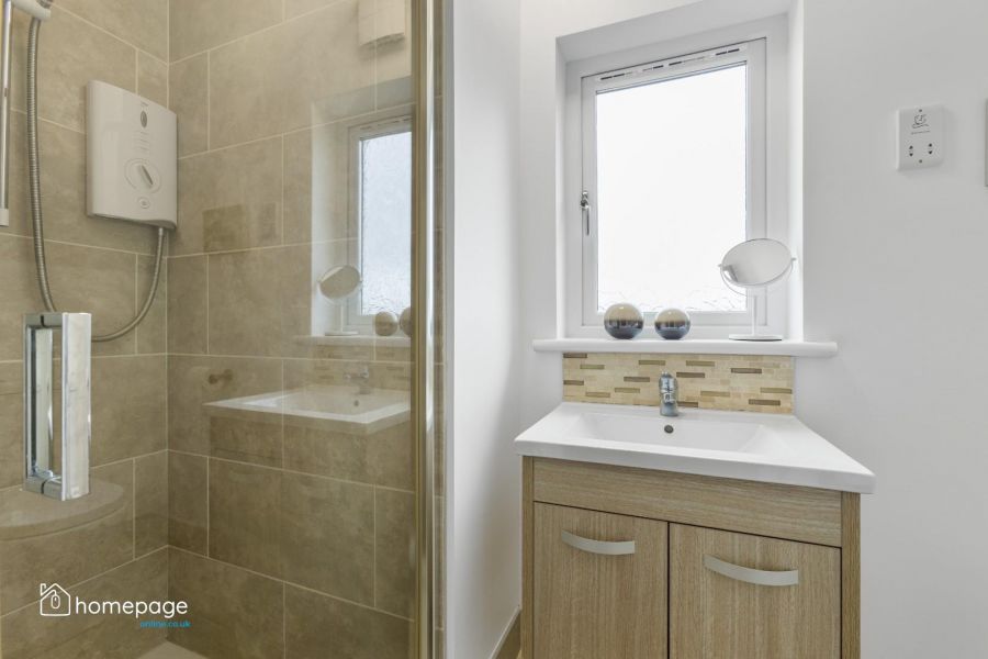 48a Glebe Road