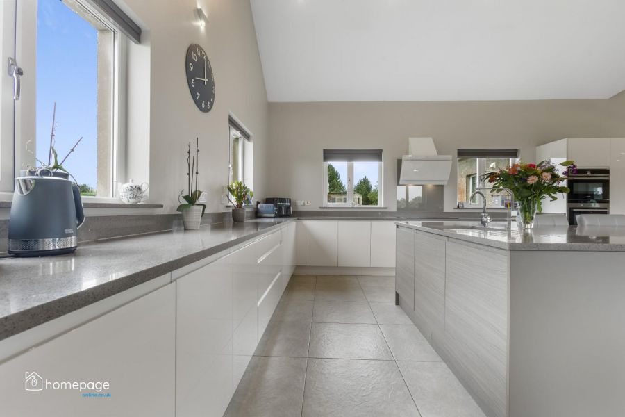 48a Glebe Road