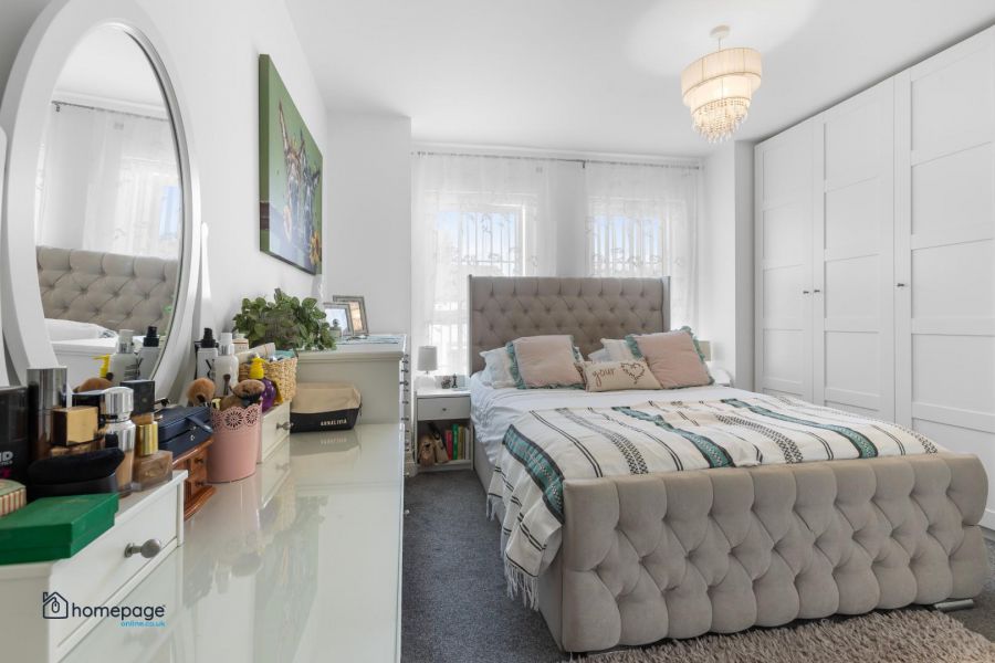 20 Clooney Mews