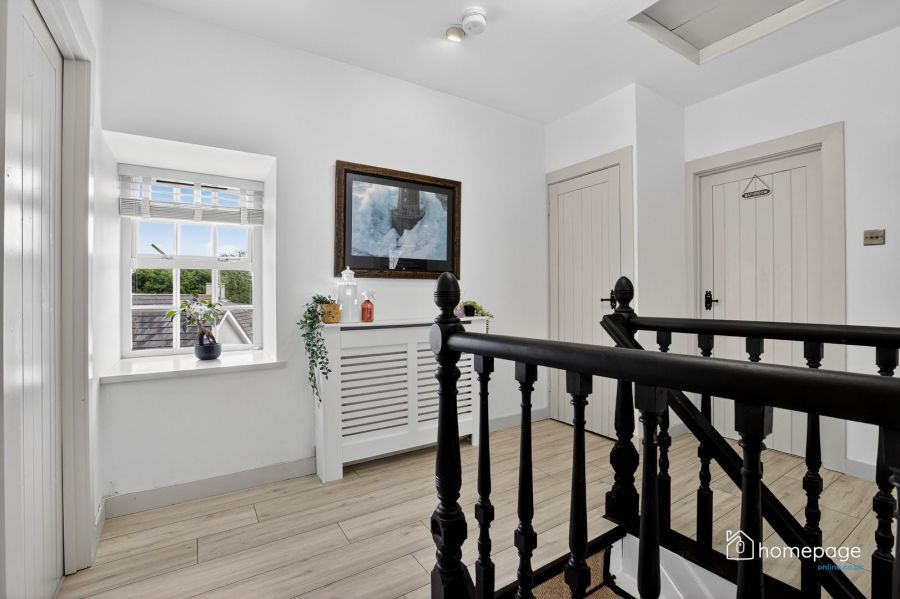 8 Somerset Mews