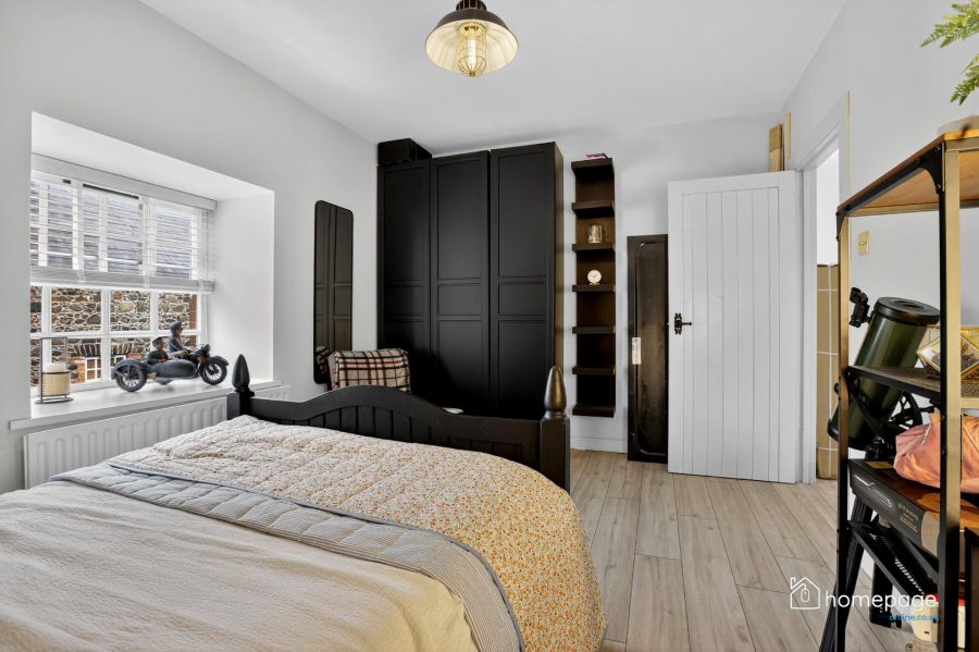 8 Somerset Mews
