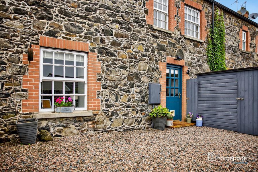 8 Somerset Mews