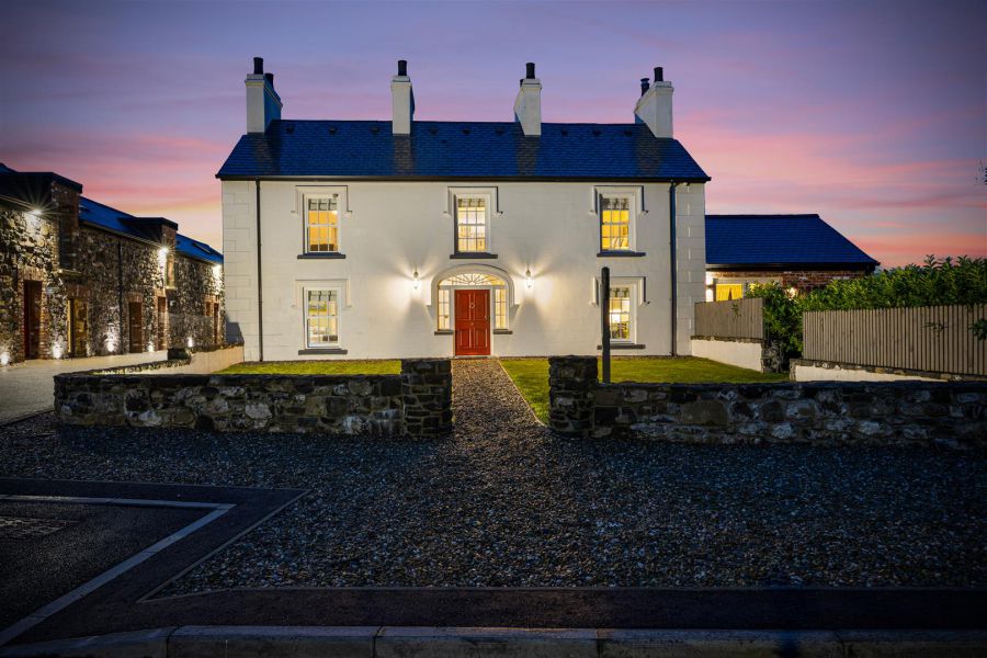 The Farm House 6 Corrstown Lane