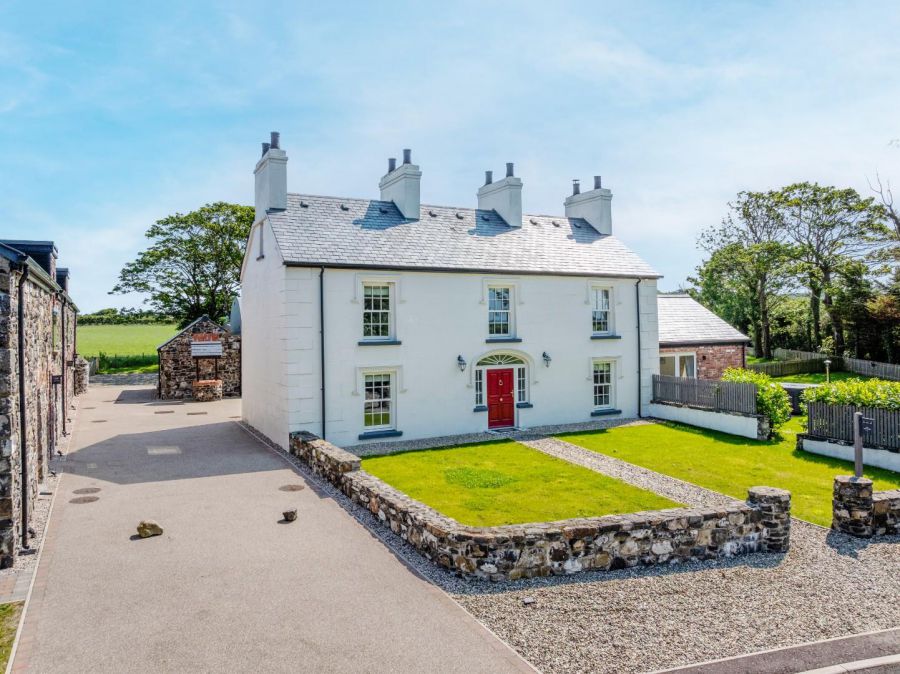 The Farm House 6 Corrstown Lane