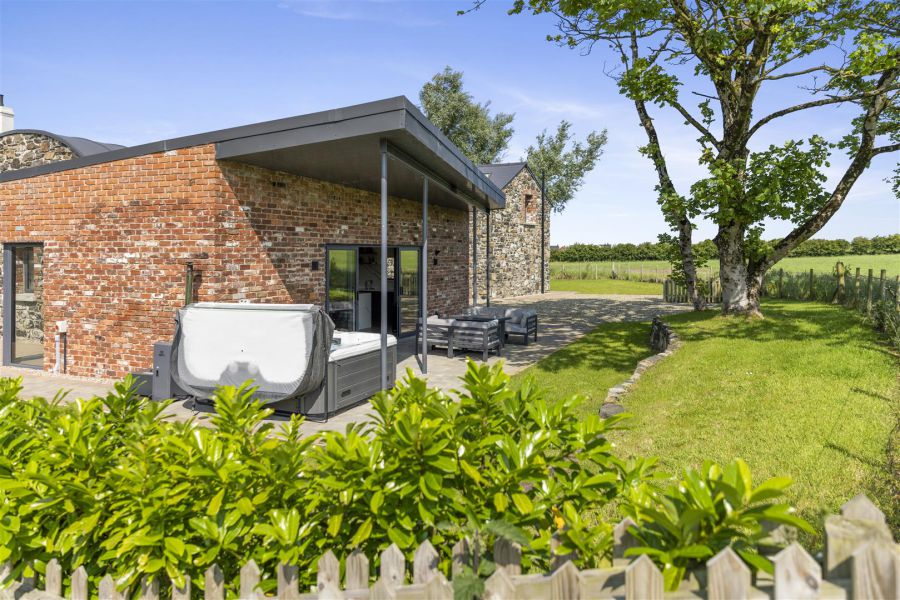 The Barn 4 Corrstown Lane