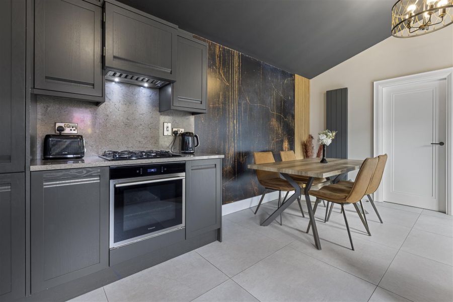 2 Corrstown Lane