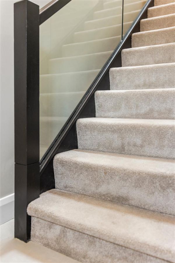 2 Corrstown Lane