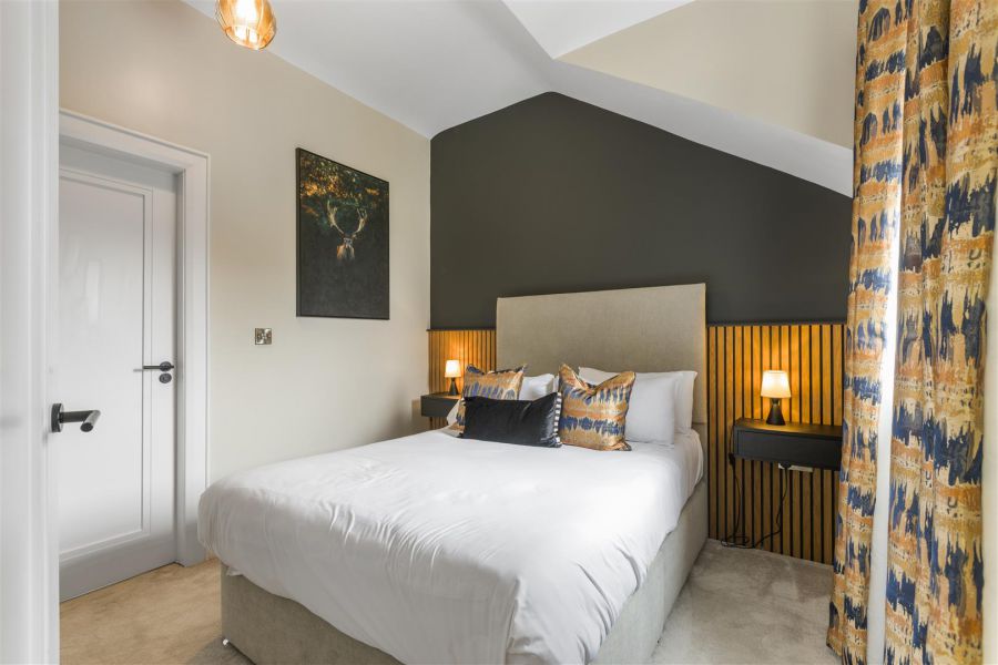 2 Corrstown Lane