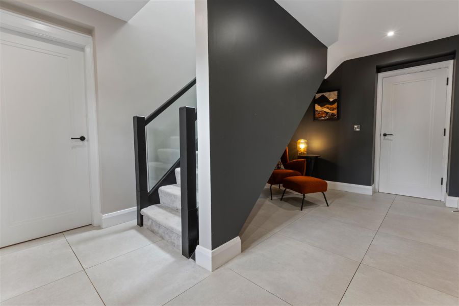 2 Corrstown Lane