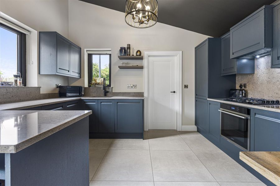 2 Corrstown Lane