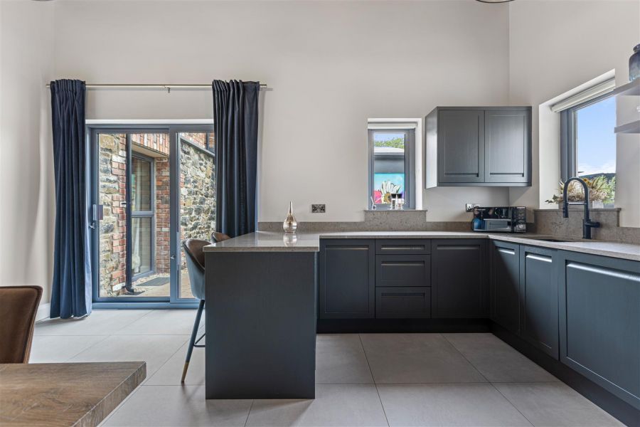 2 Corrstown Lane