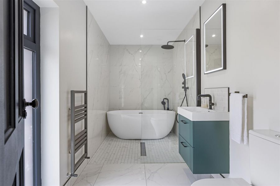 1 Corrstown Lane