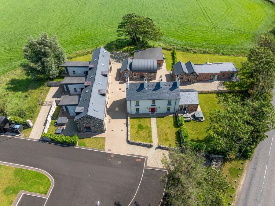 1 Corrstown Lane