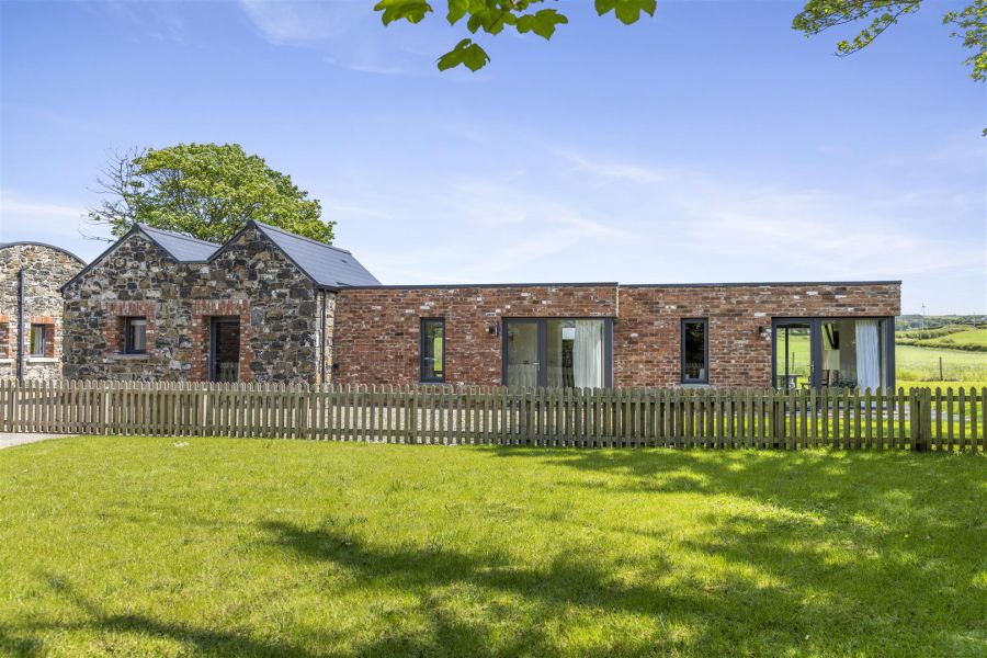 The Byre 5 Corrstown Lane