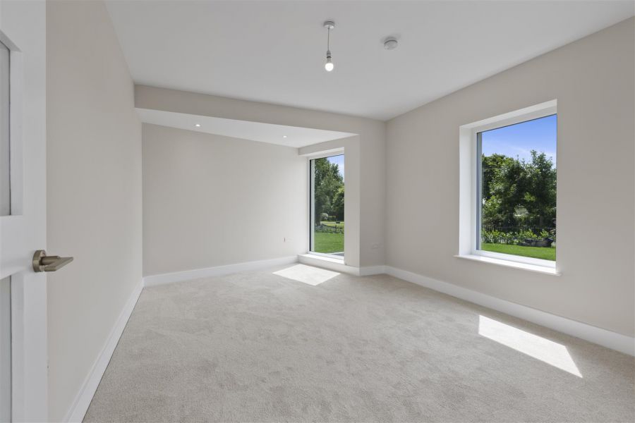 424 Foreglen Road