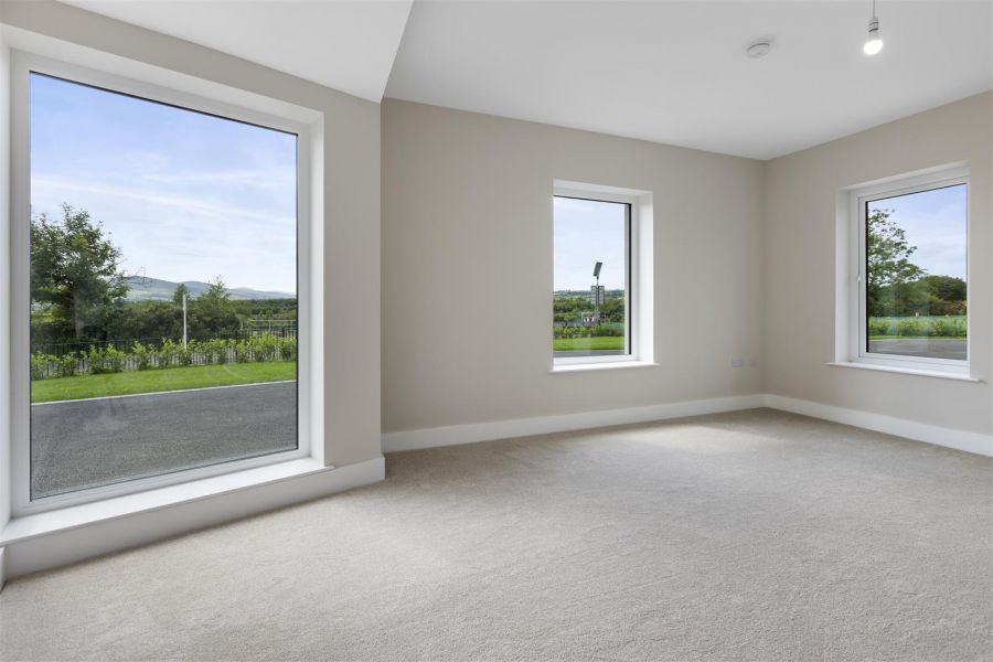 424 Foreglen Road
