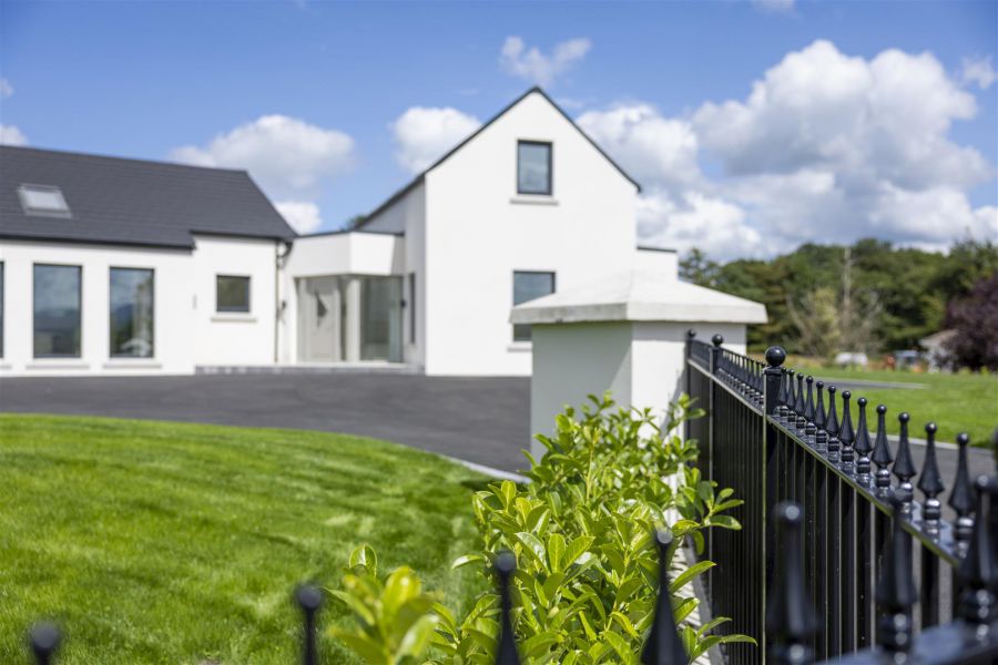 424 Foreglen Road