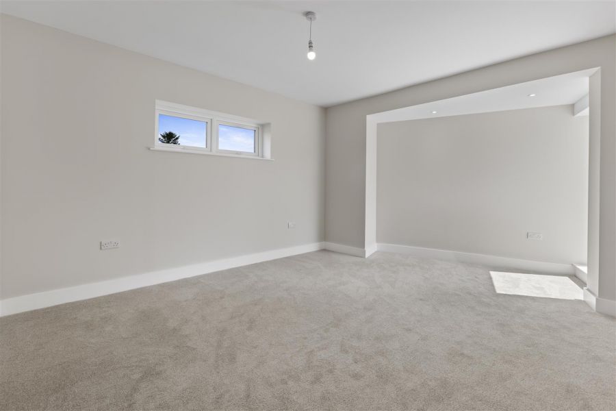 424 Foreglen Road