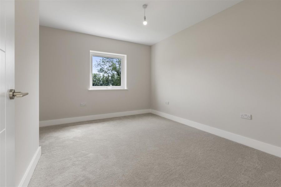 424 Foreglen Road