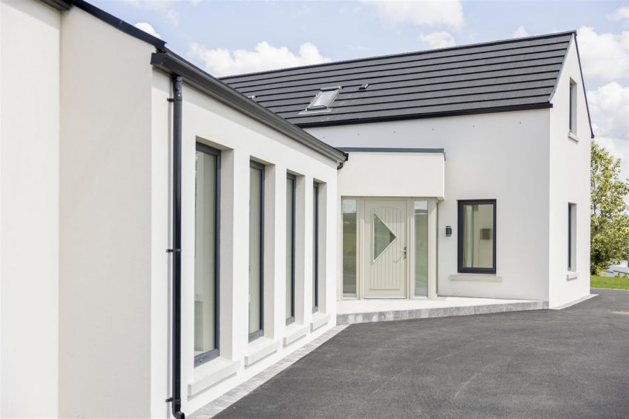 424 Foreglen Road