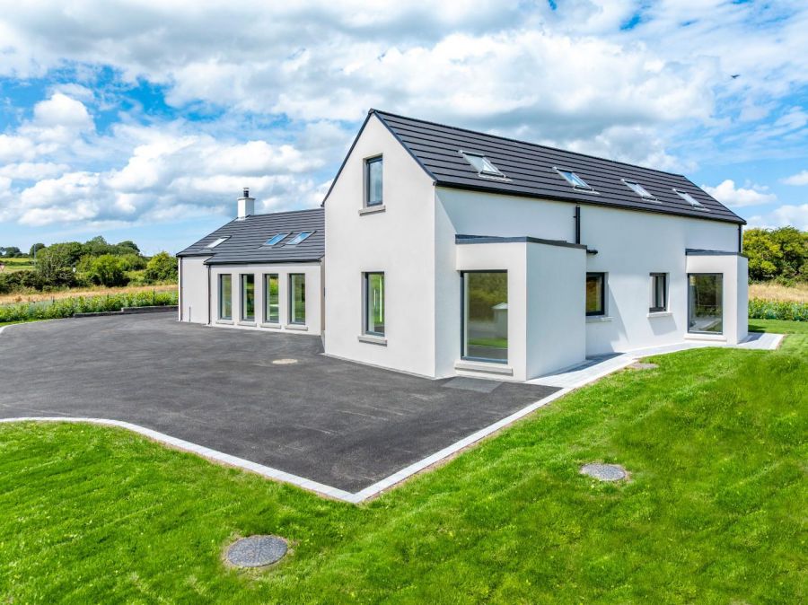 424 Foreglen Road