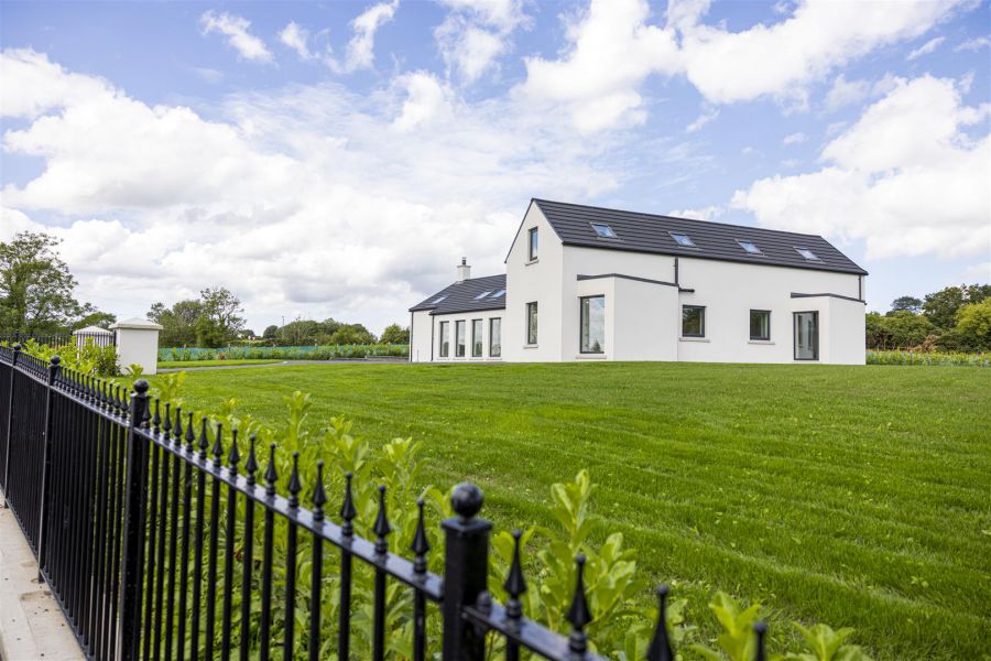 424 Foreglen Road