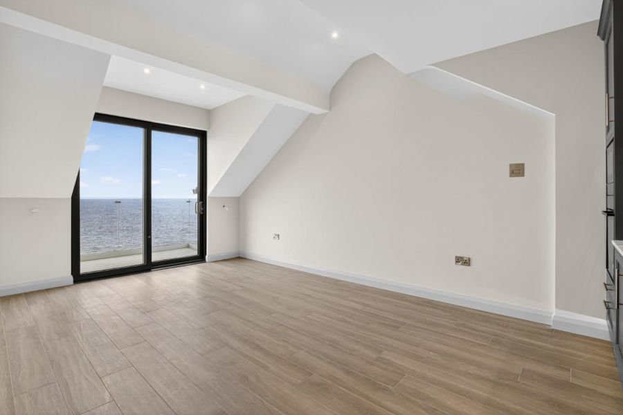 Penthouse Apartment 17 The Promenade