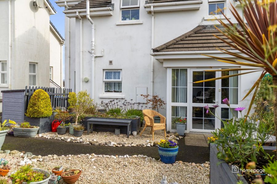 5 Strandview Mews