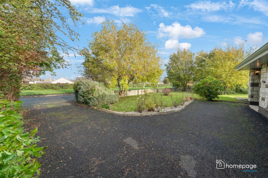 63 Shanreagh Park