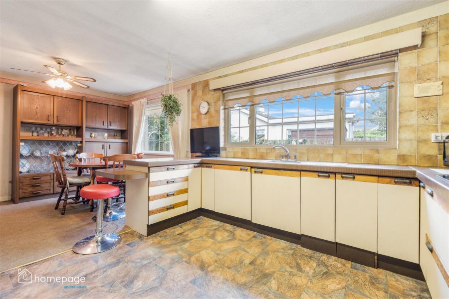 63 Shanreagh Park