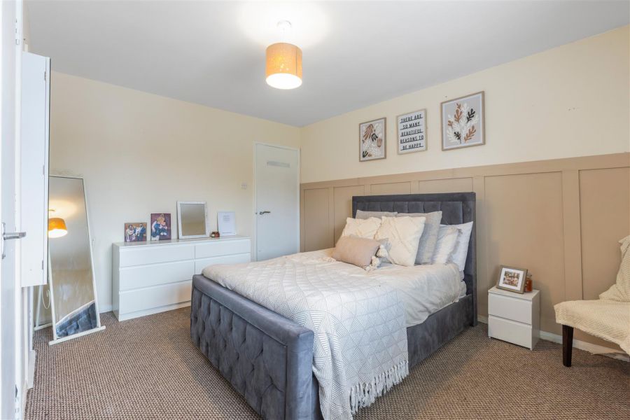 49 Stradowen Drive