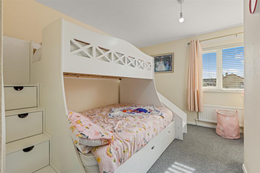 49 Stradowen Drive
