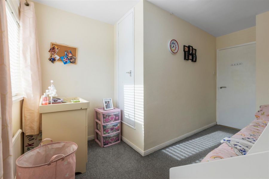 49 Stradowen Drive