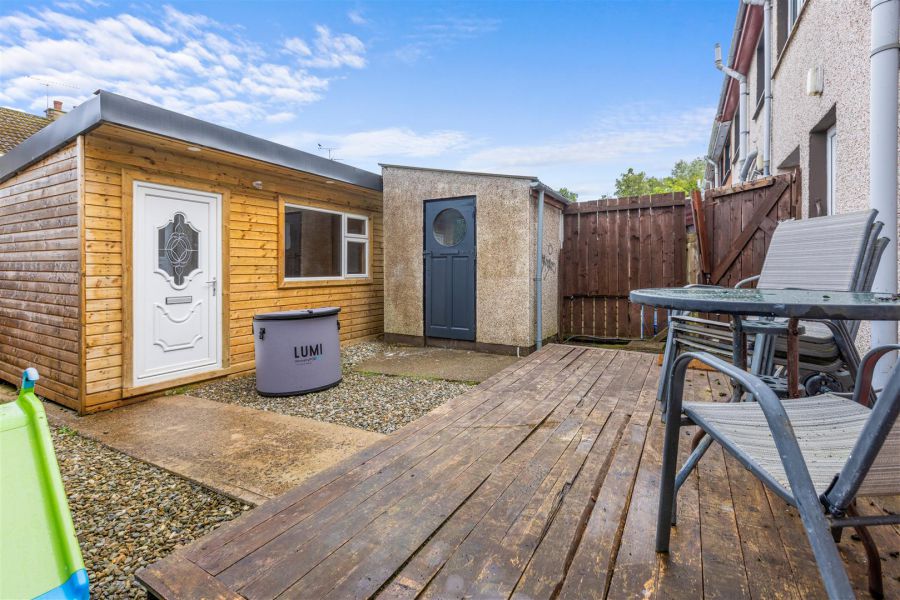 49 Stradowen Drive