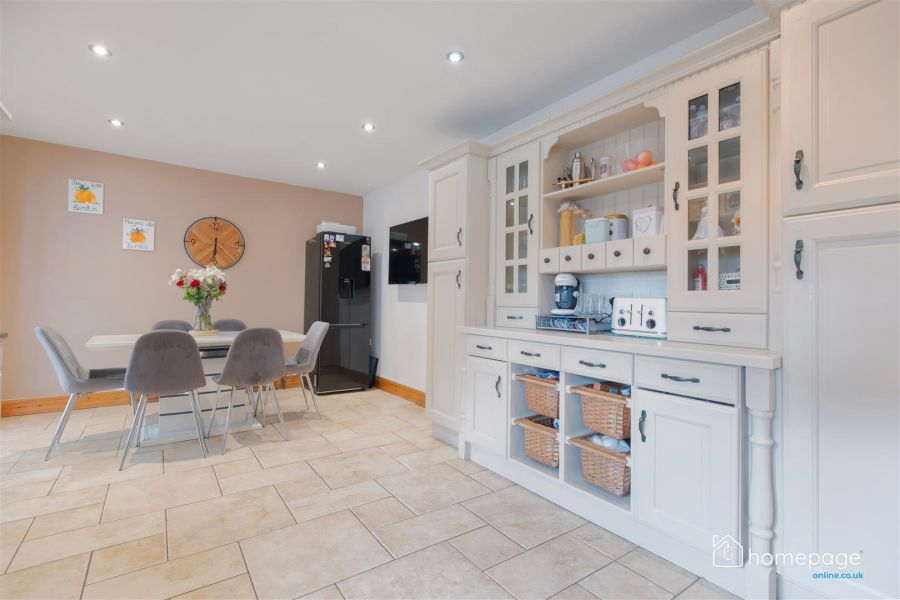 25 Whistlebare Cottages