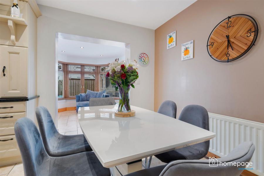 25 Whistlebare Cottages