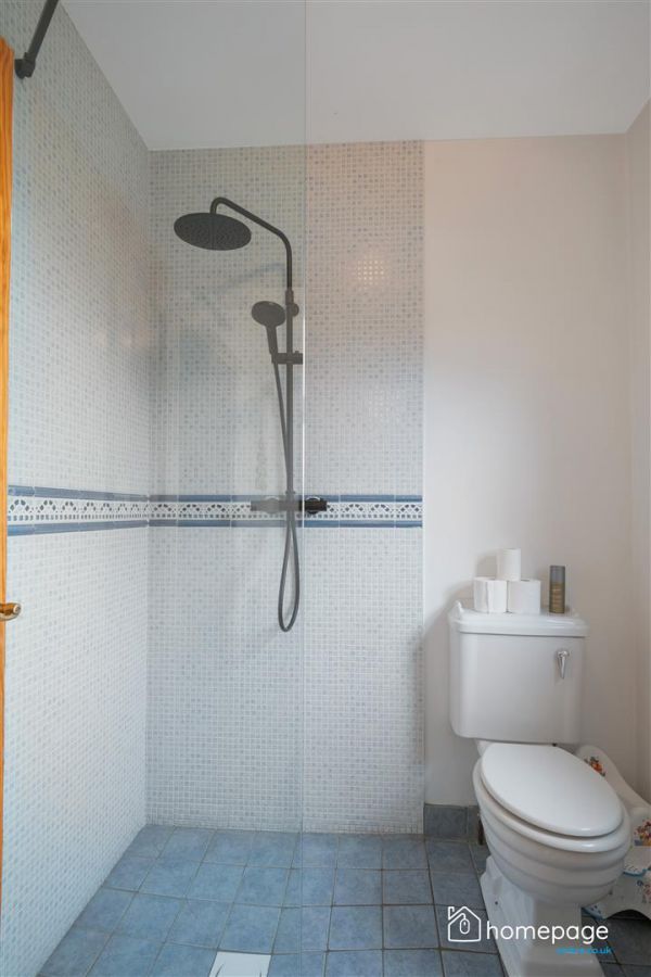 25 Whistlebare Cottages