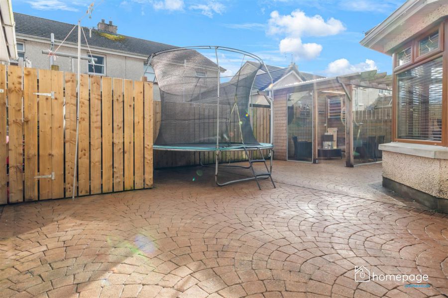 25 Whistlebare Cottages