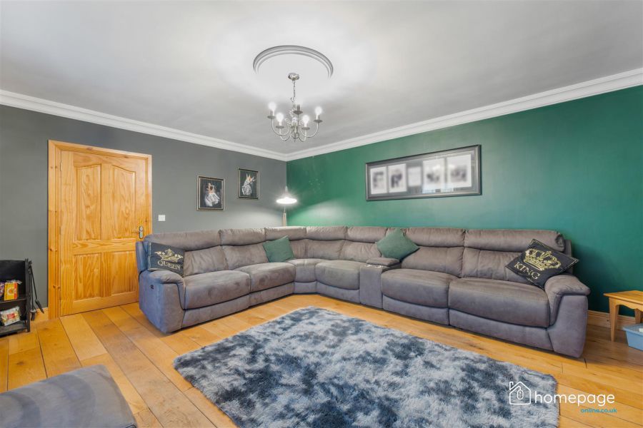 25 Whistlebare Cottages