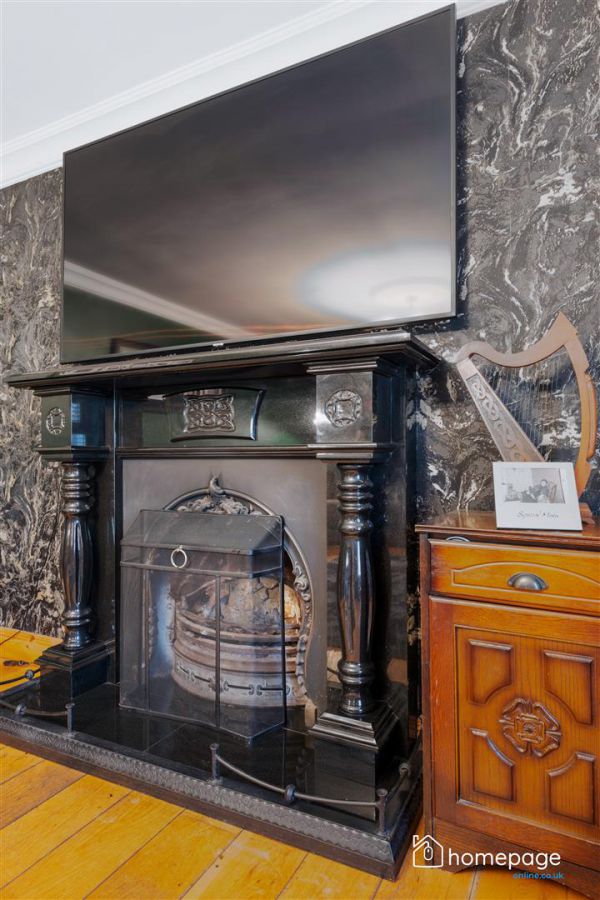 25 Whistlebare Cottages