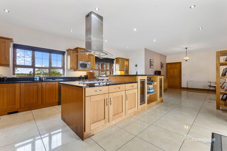 28 Shiny Road 28 Shiny Road